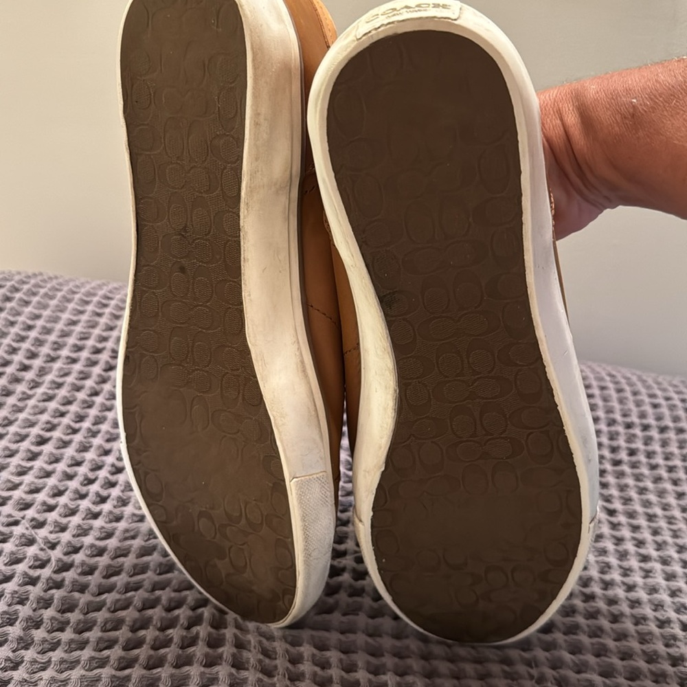 Coach Men's Tan Leather Sneakers - Picture 11 of 16